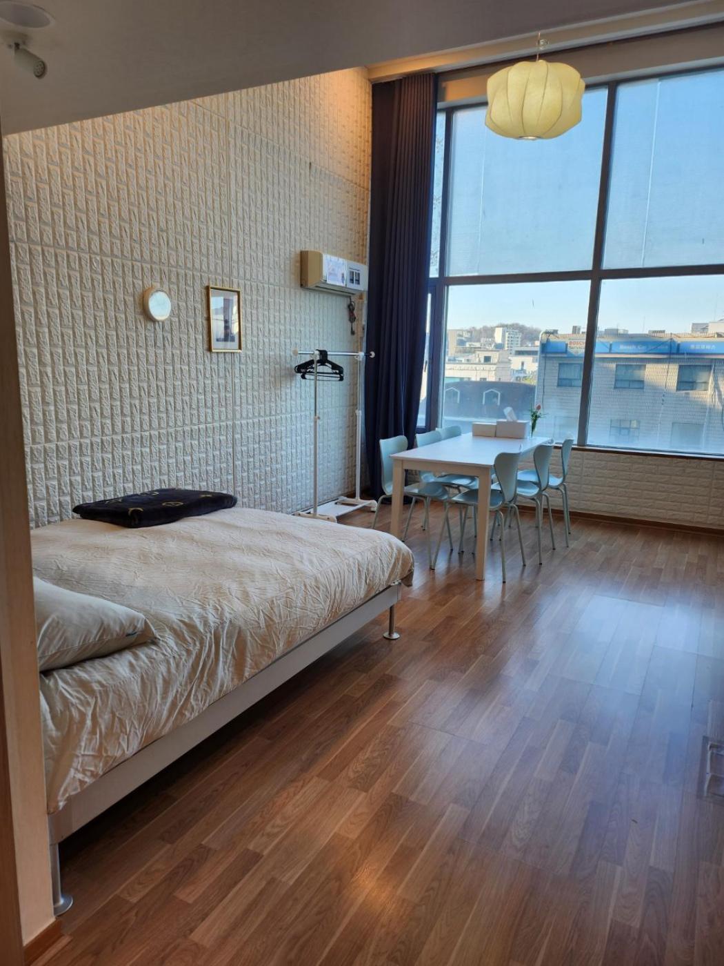 Hongdae Residence-5 1Min From Hongik Uni Station Exit #1 Seul Exterior foto